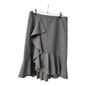 Banana Republic Size 8 Skirt Asymmetric Ruffled Straight Gray Feminine Romantic